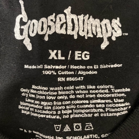 ⚡️ NWOT Goosebumps/ Slappy licensed graphic tee - Picture 4 of 4